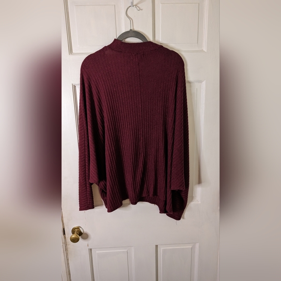 Urban Outfitters Maroon Collar Neck Oversized Knit Top Size Medium - Picture 7 of 8